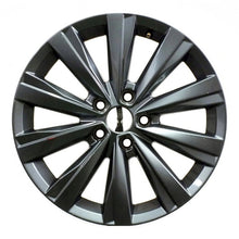 Laden Sie das Bild in den Galerie-Viewer, 1x Alufelge 16 Zoll 6.5&quot; 5x100 47ET Glanz Grau 2G0601025AE VW Polo Iv Rim Wheel