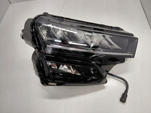 Load image into Gallery viewer, Frontscheinwerfer Skoda Karoq 57B941010 LED Rechts Scheinwerfer Headlight SCH6162405089cr