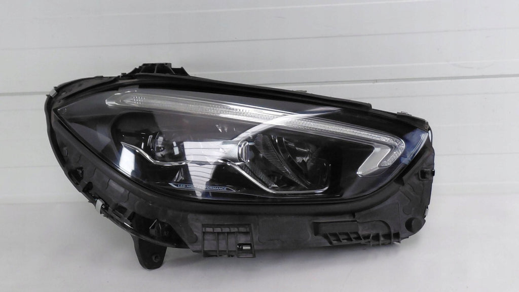 Frontscheinwerfer Mercedes-Benz W206 A2069067203 LED Rechts Headlight SCH7545640388za