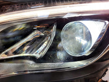 Load image into Gallery viewer, Frontscheinwerfer Mercedes-Benz Gla A1569066900 A1569067000 Full LED Ein Satz SCH1018148326bd