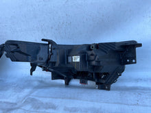 Load image into Gallery viewer, Frontscheinwerfer Ford MB5B-13W030-GA Links Scheinwerfer Headlight