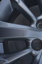 Load image into Gallery viewer, 1x Alufelge 16 Zoll 6.5" 5x114.3 45ET Glanz Silber 8635-5 Toyota Rim Wheel FEL7214360022hq