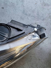 Load image into Gallery viewer, Frontscheinwerfer BMW F45 F46 A87391402-04 LED Rechts Scheinwerfer Headlight