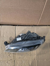 Laden Sie das Bild in den Galerie-Viewer, Frontscheinwerfer Skoda Superb III 3V1941015B Links Scheinwerfer Headlight SCH4236580477ma
