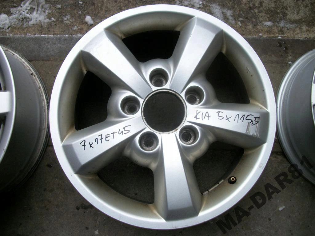 1x Alufelge 17 Zoll 7.0" 5x114.3 45ET Glanz Silber 52910-3E703 Kia Sorento FEL1023118832ep