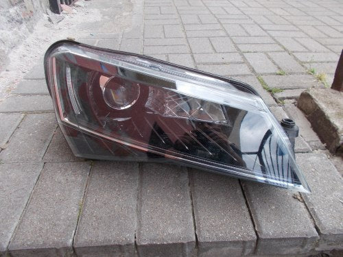 Frontscheinwerfer Skoda Superb III 3V1941016B Xenon Rechts Headlight