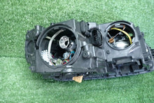 Load image into Gallery viewer, Frontscheinwerfer Skoda Octavia III 5E1941015B Links Scheinwerfer Headlight SCH1009082511dz