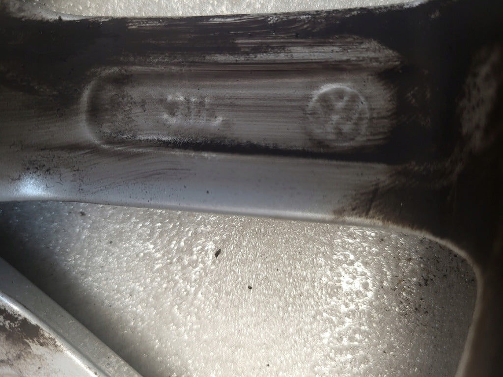 1x Alufelge 15 Zoll 6.0" 5x100 40ET Glanz Silber 6C0601025M VW Polo Rim Wheel FEL8064732789id