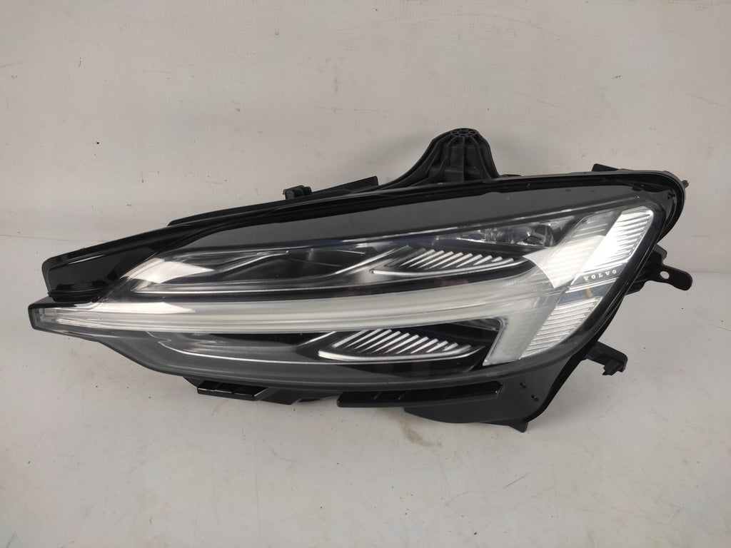 Frontscheinwerfer Volvo V60 II S60 III Full LED Ein Stück (Rechts oder Links) SCH3511002999fy