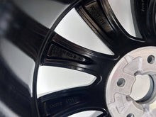 Load image into Gallery viewer, 1x Alufelge 17 Zoll 7.0" 5x112 39ET Glanz Silber 7N5601025 Seat Alhambra FEL8527572265uf