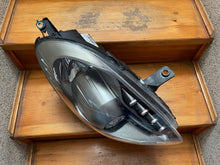 Laden Sie das Bild in den Galerie-Viewer, Frontscheinwerfer Alfa Romeo Giulietta -985289853 Rechts Scheinwerfer Headlight SCH6302055751gt