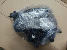 Load image into Gallery viewer, Frontscheinwerfer Hyundai Tucson 92101N7100 Links Scheinwerfer Headlight SCH8225002565un