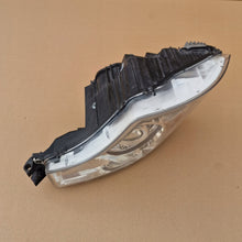 Laden Sie das Bild in den Galerie-Viewer, Frontscheinwerfer Mercedes-Benz A9618205239 K15052026 Links Headlight SCH9743009133vr
