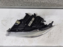Laden Sie das Bild in den Galerie-Viewer, Frontscheinwerfer BMW 3 E91 E90 7202589 Links Scheinwerfer Headlight SCH3446525398iz