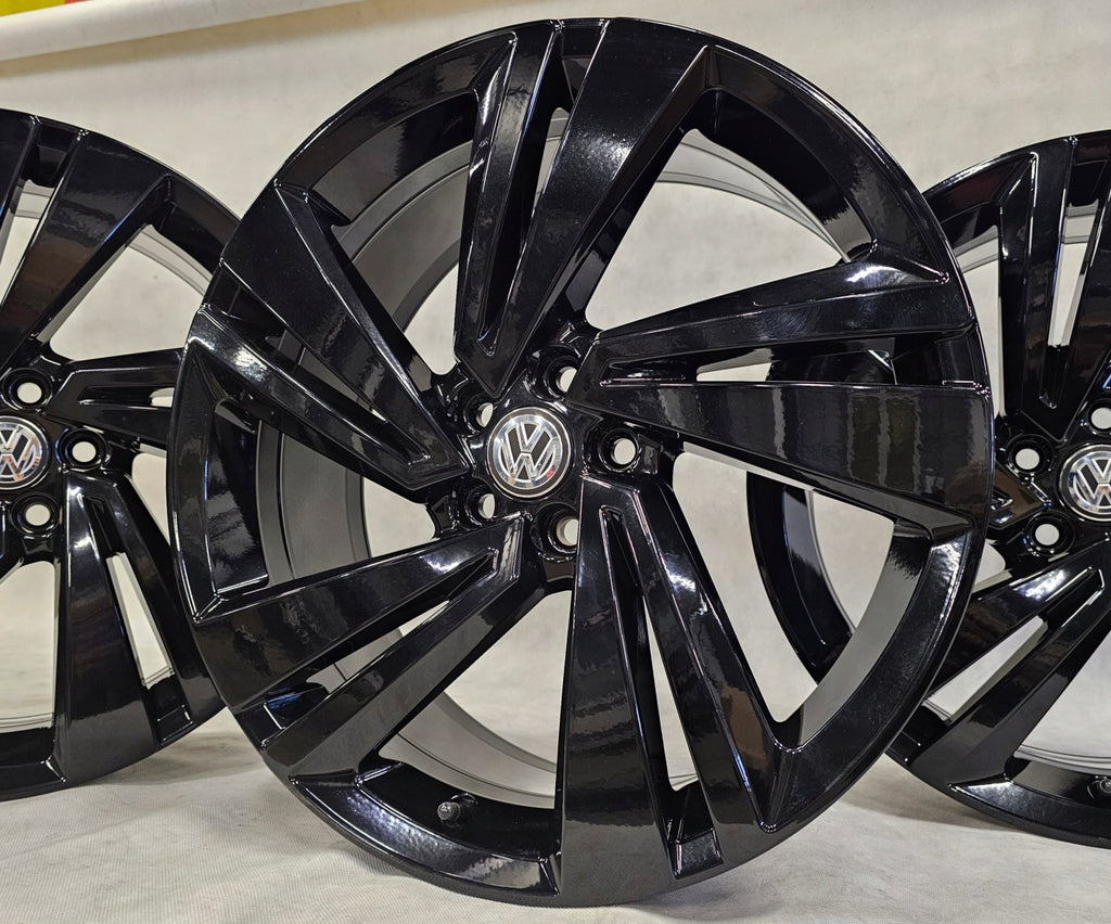 4x Alufelge 18 Zoll 7.0" 5x100 39ET 2GM601025H VW T-Cross Rim Wheel FEL3698518644cp