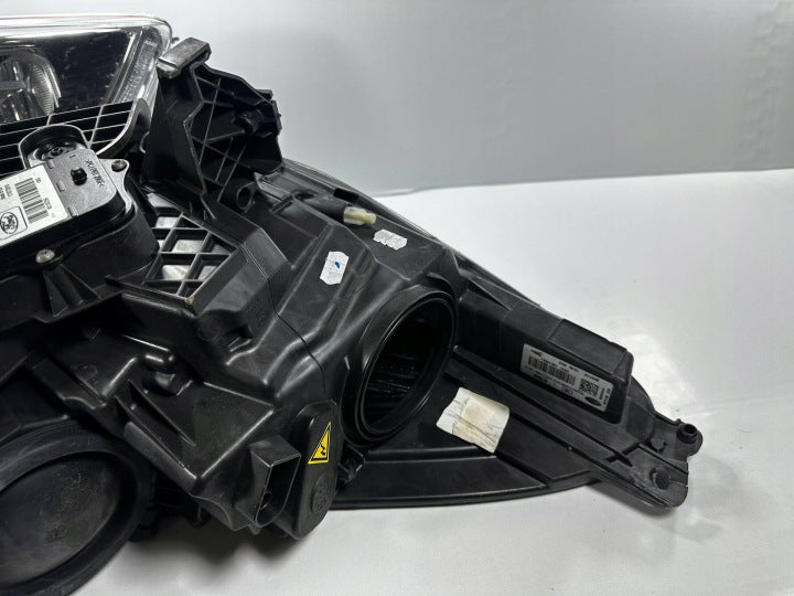 Frontscheinwerfer Ford Kuga 90156432 GV4113D155AJ LED Ein Satz Headlight SCH5085440817oy