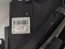 Laden Sie das Bild in den Galerie-Viewer, Frontscheinwerfer Mercedes-Benz W246 A2469062601 LED Links Headlight SCH1339731722bg