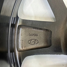 Load image into Gallery viewer, 1x Alufelge 18 Zoll 7.5" 5x114.3 52ET 52910-J9300 Hyundai Rim Wheel FEL4980841577xo
