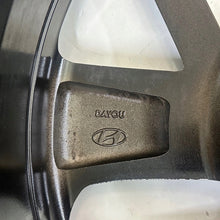 Load image into Gallery viewer, 1x Alufelge 18 Zoll 7.5" 5x114.3 52ET 52910-J9300 Hyundai Rim Wheel FEL4980841577xo