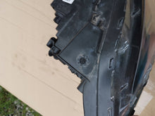 Load image into Gallery viewer, Frontscheinwerfer Hyundai Bayon 92102-Q0600 Full LED Rechts Headlight