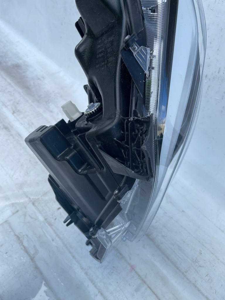 Frontscheinwerfer Toyota Yaris K0-8EU 0193579 LED Rechts Scheinwerfer Headlight SCH5689406066tt