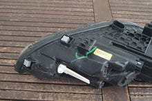 Laden Sie das Bild in den Galerie-Viewer, Frontscheinwerfer Hyundai I30 III 92101G4000 Ein Stück (Rechts oder Links) SCH3325391985qe