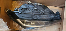 Load image into Gallery viewer, Frontscheinwerfer Skoda Superb III 3V1941016E Rechts Scheinwerfer Headlight SCH4780733737ua