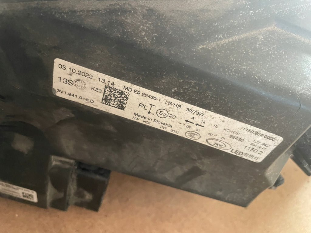 Frontscheinwerfer Skoda Superb III 3V1941015D 3V1941016D Full LED Ein Satz