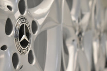 Laden Sie das Bild in den Galerie-Viewer, 4x Alufelge 17 Zoll 7.5" 5x112 52 5ET A2464010502 Mercedes-Benz Viano Rim Wheel FEL5850602450yx
