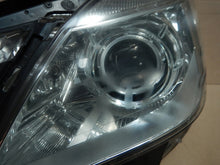 Laden Sie das Bild in den Galerie-Viewer, Frontscheinwerfer Mercedes-Benz W212 A2128201959 Xenon Links Headlight SCH1086310942hx