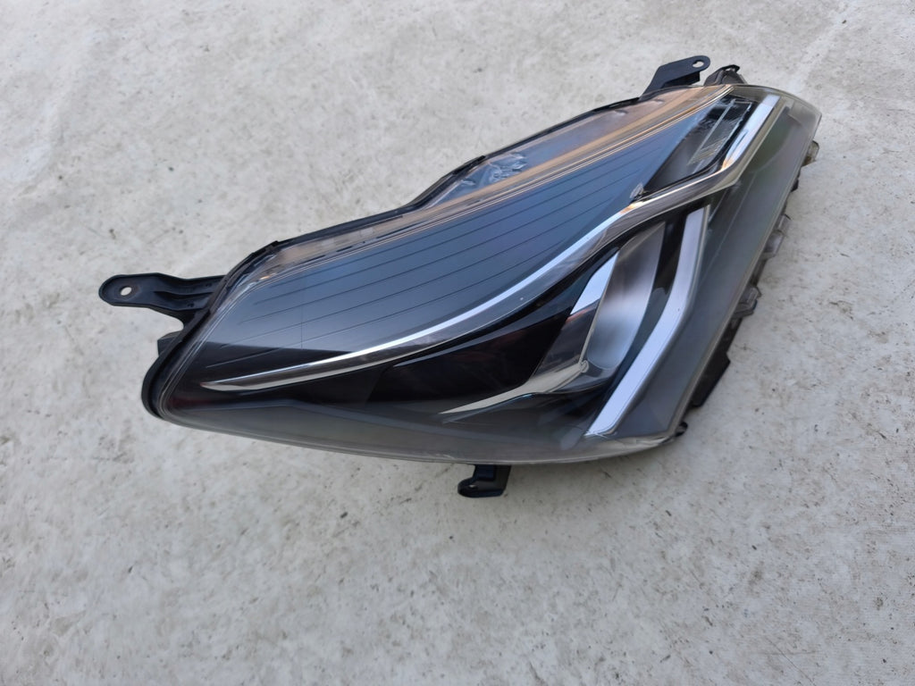 Frontscheinwerfer Toyota Yaris FPW1718 Rechts Scheinwerfer Headlight SCH6970692350pw