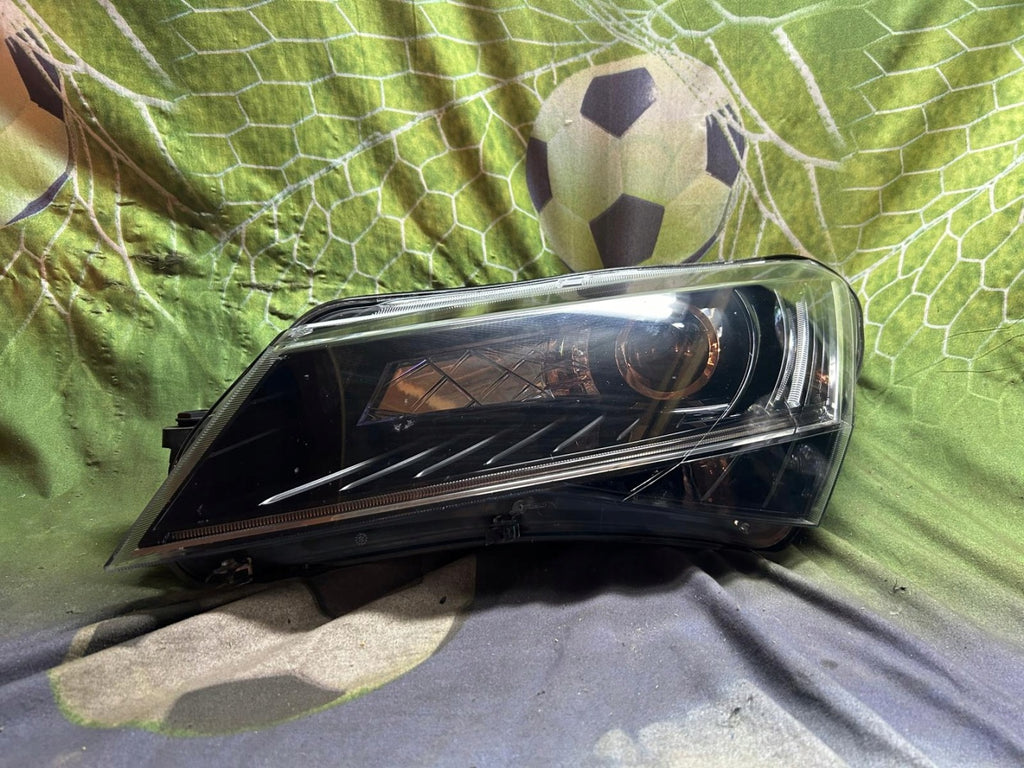 Frontscheinwerfer Skoda Superb III 3V1941015A LED Links Scheinwerfer Headlight SCH5600301673so