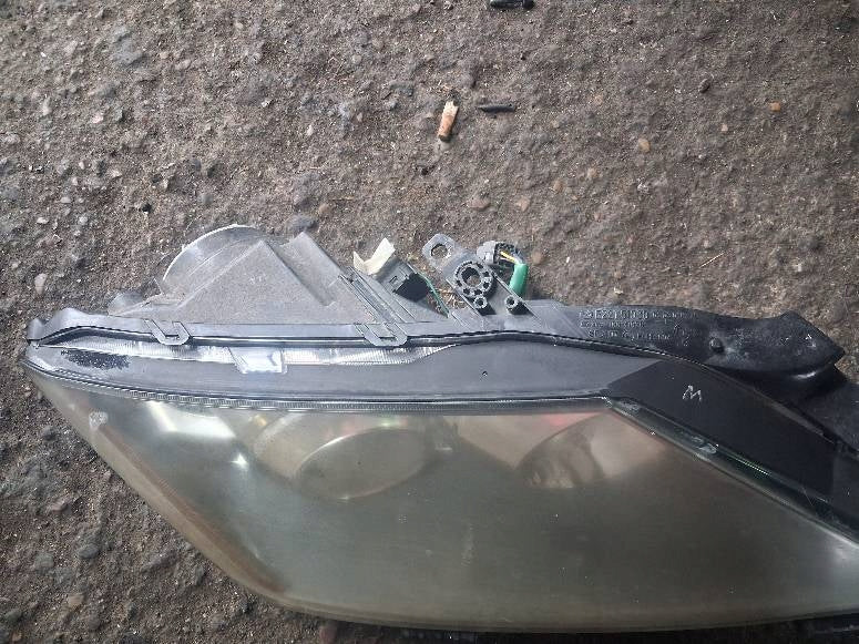 Frontscheinwerfer Mazda Cx7 E22151030 Rechts Scheinwerfer Headlight SCH9101651524ww