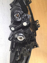 Laden Sie das Bild in den Galerie-Viewer, Frontscheinwerfer Mazda Bl BDG7-51040 Links Scheinwerfer Headlight SCH4071707242sp