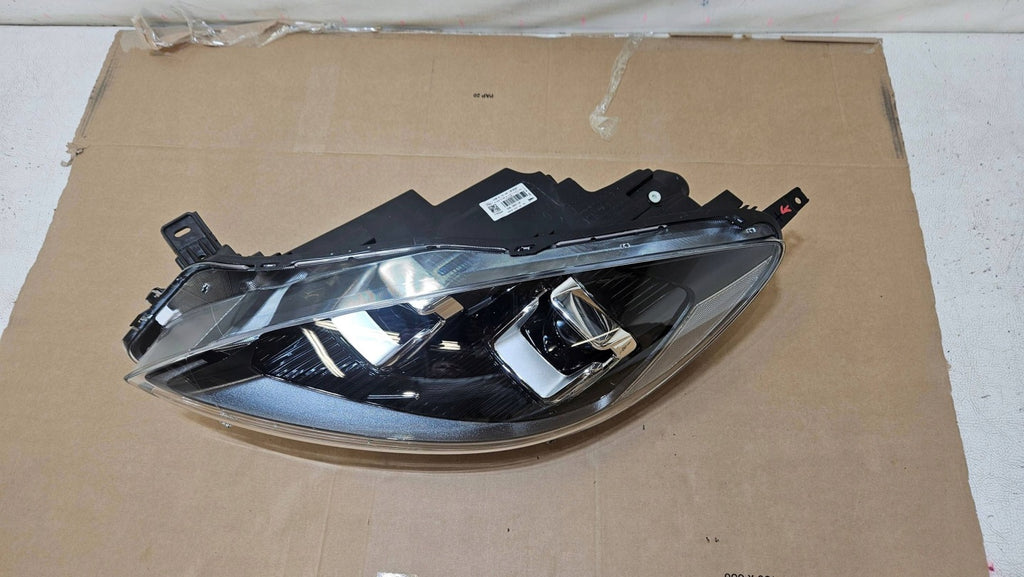 Frontscheinwerfer Ford Kuga I LV4B13E017AP L90187837 Links Headlight SCH2331614197pb