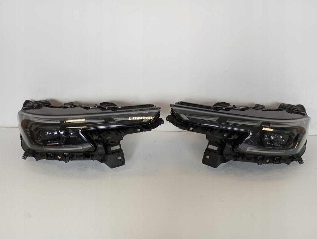 Frontscheinwerfer Alfa Romeo 50572576 Ein Stück (Rechts oder Links) Headlight SCH2056121609jy