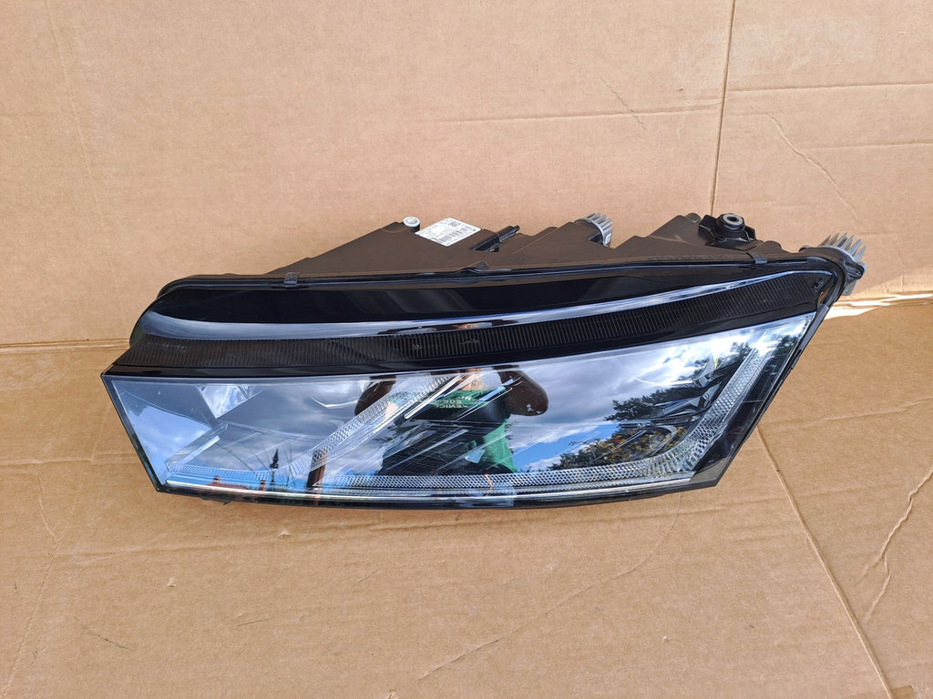 Frontscheinwerfer Skoda Octavia IV 5E4941015A LED Ein Stück (Rechts oder Links) SCH6068352599xp