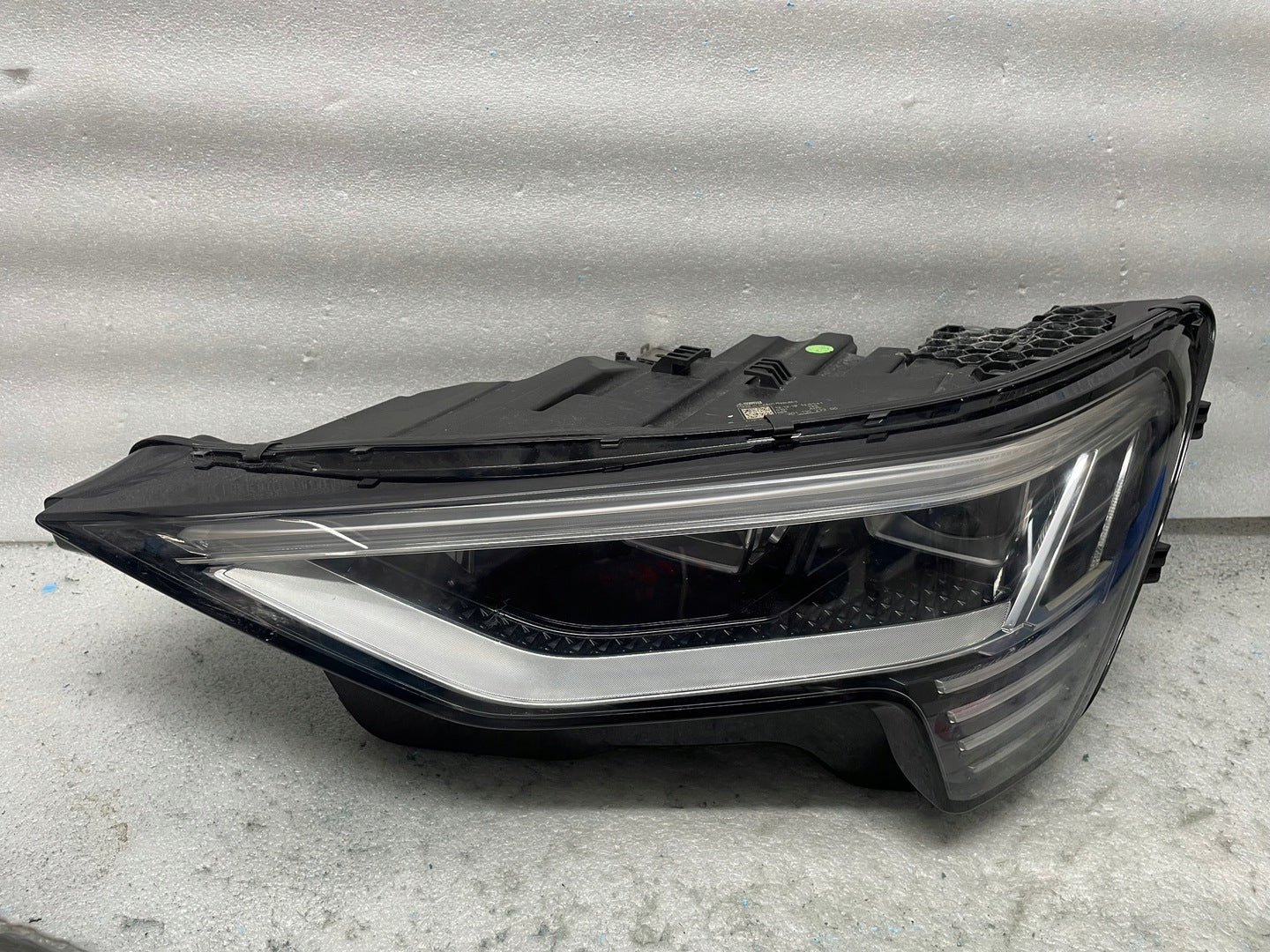 Frontscheinwerfer Audi Etron E-Tron 4KE941039 4KE941040 LED Links Headlight SCH5333033127cs