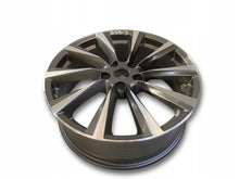 Laden Sie das Bild in den Galerie-Viewer, 1x Alufelge 19 Zoll 7.0&quot; 5x114.3 40ET KE409-4E400X Dacia Duster Qashqai