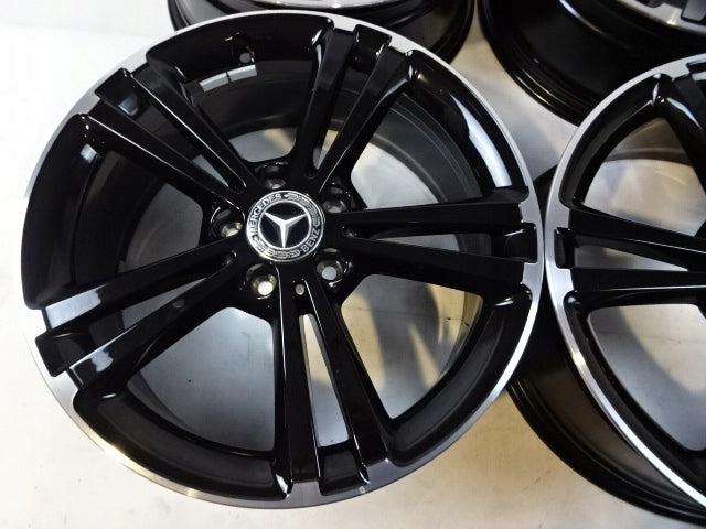 4x Alufelge 18 Zoll 7.5" 5x112 49ET Glanz Schwarz A1774011300 Mercedes-Benz W177
