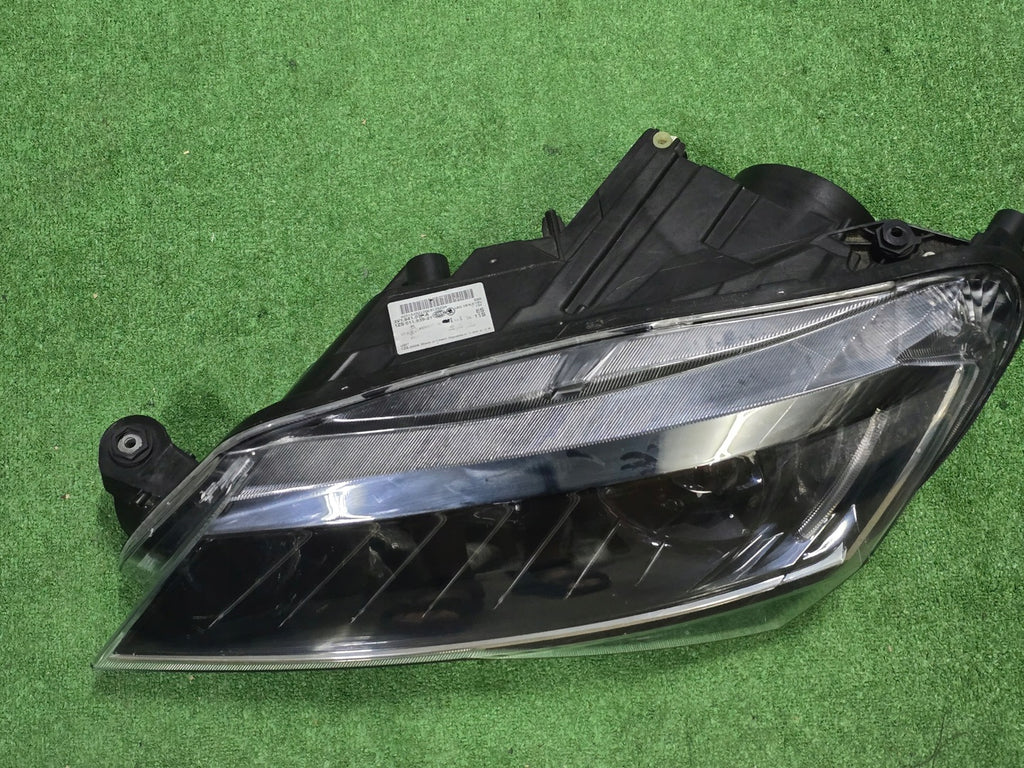 Frontscheinwerfer Skoda Superb III 3V19410A Bi-Xenon Rechts oder Links