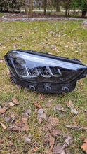 Laden Sie das Bild in den Galerie-Viewer, Frontscheinwerfer Mercedes-Benz W247 A2479066207 Rechts Scheinwerfer Headlight SCH7781321746ge