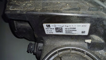 Laden Sie das Bild in den Galerie-Viewer, Frontscheinwerfer Opel Astra K 39195689 Full LED Ein Satz Scheinwerfer Headlight SCH5477022542ip