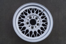 Load image into Gallery viewer, 1x Alufelge 15 Zoll 7.0&quot; 5x120 20ET Silber 1179774 BMW E24 E32 E34 Rim Wheel