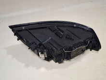 Laden Sie das Bild in den Galerie-Viewer, Frontscheinwerfer Volvo S40 V50 Links Scheinwerfer Headlight