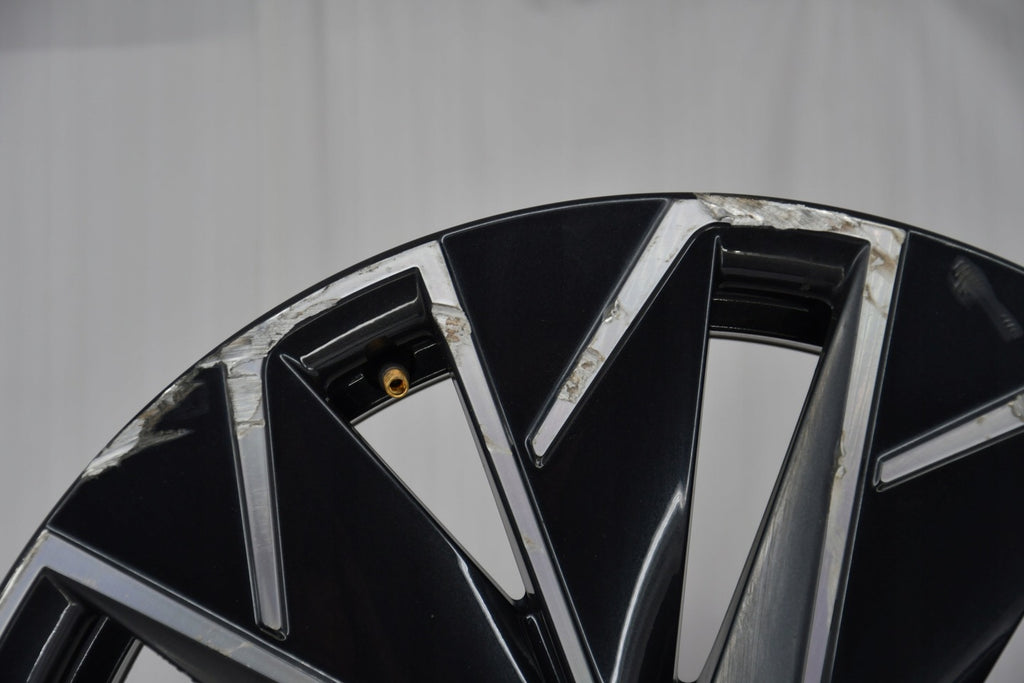 1x Alufelge 18 Zoll 8.0" 5x112 44ET Glanz 3V0601025B Mg Rim Wheel