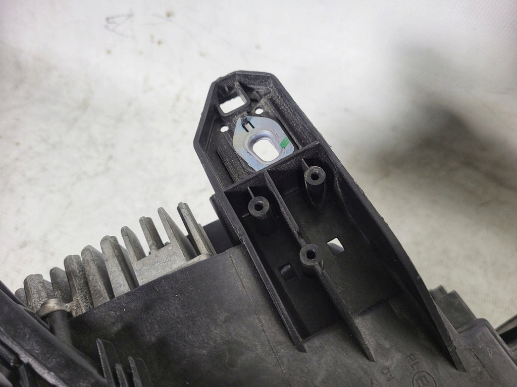 Frontscheinwerfer Mercedes-Benz X156 A1569061800 Bi-Xenon Rechts Headlight SCH1656167080pe