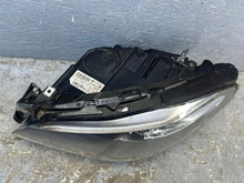 Load image into Gallery viewer, Frontscheinwerfer BMW F11 F10 1LL011087-23 A9731713307 Xenon Rechts oder Links SCH5853479054mv