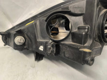 Laden Sie das Bild in den Galerie-Viewer, Frontscheinwerfer Ford Fiesta I Rechts Scheinwerfer Headlight SCH6218674644kl