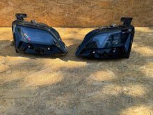 Laden Sie das Bild in den Galerie-Viewer, Frontscheinwerfer Renault 5 V LED Ein Stück (Rechts oder Links) Headlight